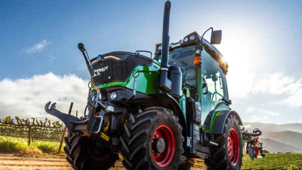 Elevate Your Agriculture: Selecting the Right Fendt Dealer in Nebraska